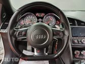 Audi R8 4.2 V8 quattro R tronic