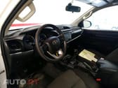 Toyota Hilux 2.4 D-4D 2WD CD