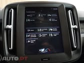 Volvo XC40 1.5 T3 Momentum Tech Edition