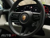 Porsche Taycan 4
