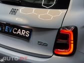 Fiat 500e La Prima