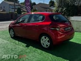 Peugeot 208 PureTech 82 Stop & Start Signature