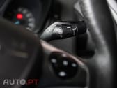Ford Transit Custom Adaptada p/ 3 cadeiras de rodas