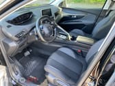 Peugeot 3008 1.5 HDI ALLURE