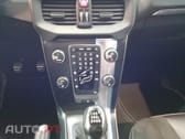Volvo V40 2.0 D2 R-Design