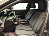 Peugeot 2008 1.2 PureTech Allure EAT8