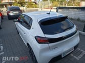 Peugeot E-208 50 kWh Style