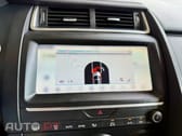 Jaguar E-Pace 2.0 i4D R-Dynamic S AWD Aut.