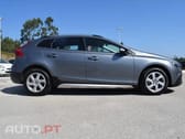 Volvo V40 Cross Country Outro