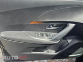 Peugeot 2008 Benzin 100 Allure