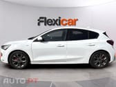 Ford Focus 1.0 EcoBoost MHEV ST-Line