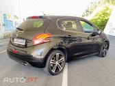 Peugeot 208 Puretech Turbo GT line