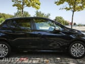 Peugeot 208 PureTech 82 Stop & Start Signature