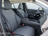 Mercedes-Benz E 300 e Avantgarde