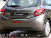 Peugeot 208 1.2 PureTech Signature