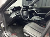 Peugeot 2008 1.2 PureTech Allure EAT8