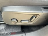 Volvo XC40 2.0 B3 Plus Dark