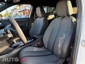 Peugeot 2008 1.2 Hybrid Allure e-DCS6
