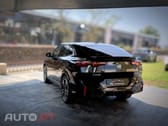 BMW iX2 eDrive20 Pack Desportivo M