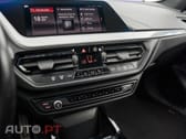 BMW 118 i Pack Desportivo M Auto