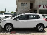 Peugeot 2008 1.2 VTi Allure