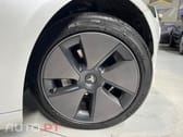 Tesla Model 3 Stander 