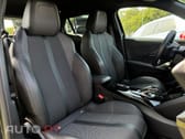Peugeot E-2008 50 kWh GT