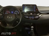Toyota C-HR 2.0 Hybrid Square Collection