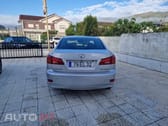 Lexus IS 220 d Base 11