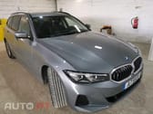 BMW 320 e Touring Auto