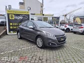 Peugeot 208 1.2 PureTech Signature