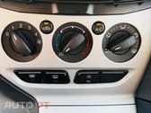 Ford Focus 1.0 EcoBoost S&S Champions Edition
