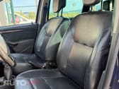 Dacia Duster 1.6 16V 105 4x2 Celebration