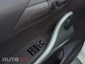 Toyota iQ 1.0 VVT-i