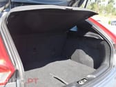 Volvo V40 Cross Country Outro