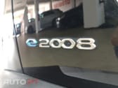 Peugeot E-2008 Allure