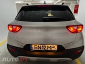 Kia Stonic 1.0 T-GDI 7DCT Drive