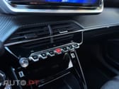 Peugeot 2008 1.2 Hybrid Allure e-DCS6
