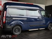 Ford Transit Custom Adaptada p/ 3 cadeiras de rodas