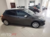 Peugeot 208 1.2 PureTech Signature