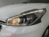 Peugeot 208 1.2 PureTech Signature