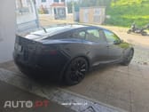 Tesla Model S 75D AWD