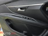 Peugeot 3008 1.2 PureTech Allure EAT8