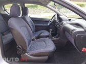 Peugeot 206 XR 1.1I gasolina 2001