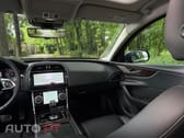 Jaguar XE 2.0 D R-Dynamic S