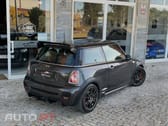 MINI Cooper John Cooper Works