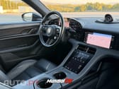 Porsche Taycan 4