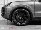 Porsche Cayenne Turbo E-Hybrid Pacote GT