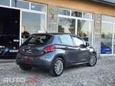 Peugeot 208 1.2 PureTech Allure EAT6