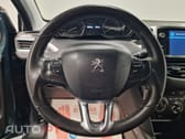 Peugeot 2008 1.2 PURETECH STYLE